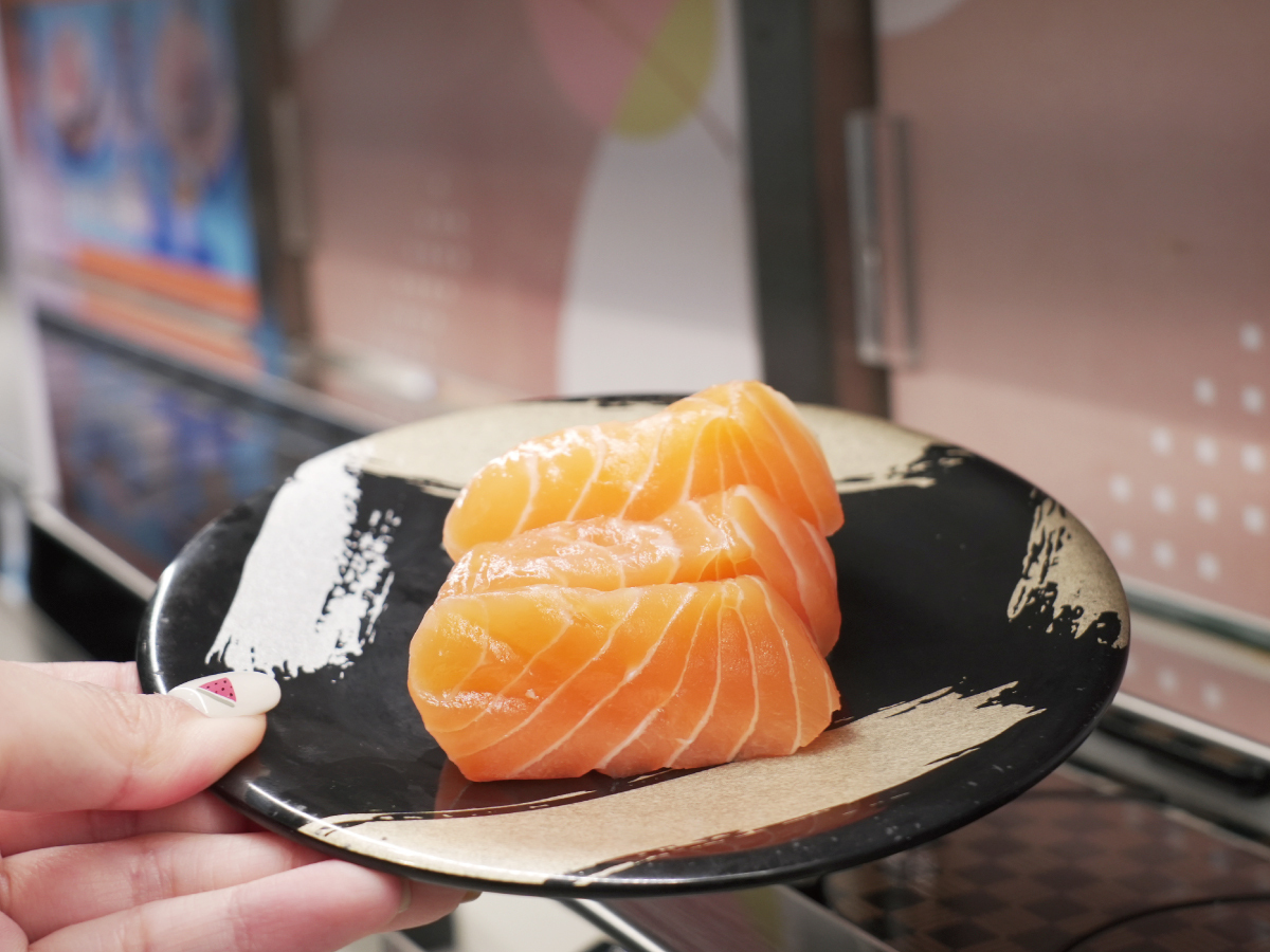 鮭魚控快衝爭鮮！限時8天「免費送生魚片」　8款超夯必吃品項公開